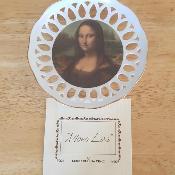 Plate number 1 of 6 in the Zelda art treasures ser - Picture 2 of 3